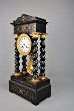 Pendule portique - Antique - Bronze doré - 1850-1900