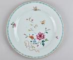 Bord - A Chinese famille rose plate decorated with a deer -, Antiquités & Art