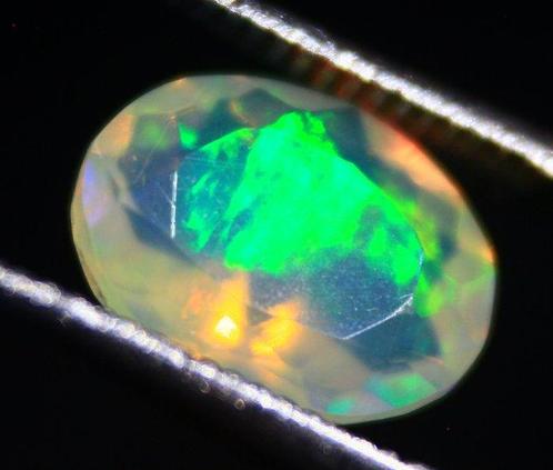 Ct. 2,60 natuurlijke Ethiopische opalen Gefacetteerd -, Verzamelen, Mineralen en Fossielen