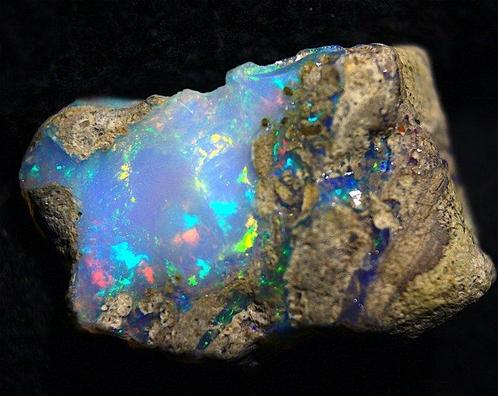 Cts. 18,40 Opale éthiopienne de qualité supérieure Rugueux -, Verzamelen, Mineralen en Fossielen