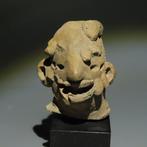 Tlatico Terracotta Zeldzaam mythologisch hoofd. 1200-900