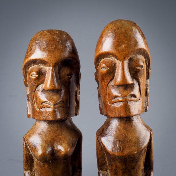 man vrouw beelden - Sumatra Toba Batak - Indonesië (Zonder, Antiek en Kunst, Kunst | Niet-Westerse kunst