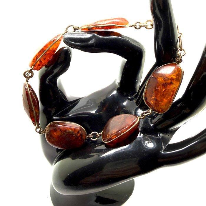Oud armband met natuurlijk Baltisch amber in cognac -, Verzamelen, Mineralen en Fossielen