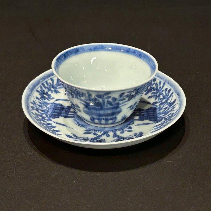Kop en schotel - Porselein - Yongzheng kop en schotel, Antiek en Kunst, Antiek | Overige Antiek