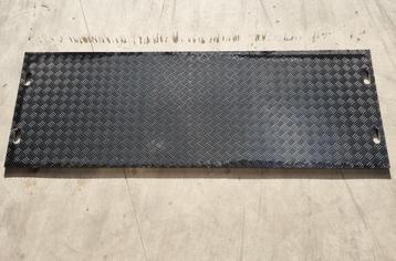 ONBREEKBARE kunststof rijplaat 300x100x1.5cm - vanaf € 81.50 beschikbaar voor biedingen