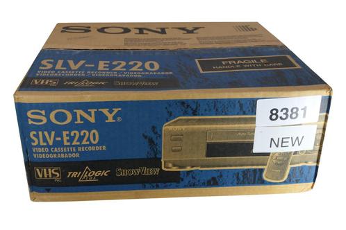 Sony SLV-E220 | VHS Videorecorder | NEW IN BOX, Audio, Tv en Foto, Videospelers, Verzenden