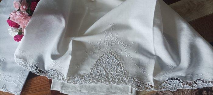 Elegante gordijnen of handdoeken voor in de badkamer, met, Antiek en Kunst, Antiek | Tapijten, Tafelkleden en Textiel