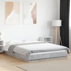 vidaXL Bedframe bewerkt hout betongrijs 140x200 cm, Huis en Inrichting, Slaapkamer | Bedden, Verzenden, Nieuw