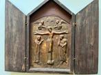 Oud religieus drieluik - Kruisiging - Hout, Stucco -, Antiek en Kunst