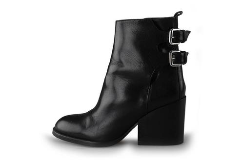 Zara Enkellaarzen in maat 36 Zwart | 5% extra korting, Kleding | Dames, Schoenen, Zwart, Gedragen, Lage of Enkellaarzen, Verzenden