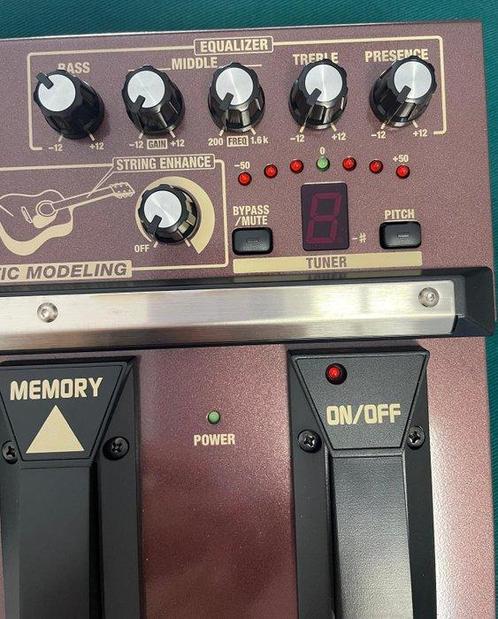 Boss AD-8 - Pédale deffet, Muziek en Instrumenten, Snaarinstrumenten | Gitaren | Akoestisch