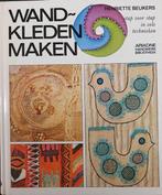 Wandkleden maken / Ariadne handwerkbibliotheek 9789021020600, Boeken, Verzenden, Gelezen, Beukers