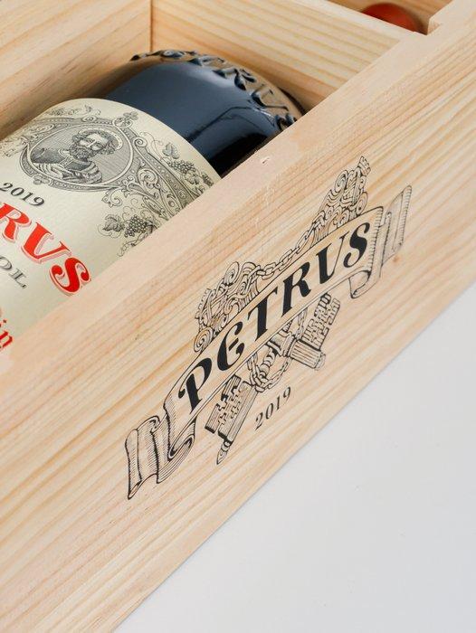2019 Petrus - Pomerol - 1 Magnum (1,5 L), Verzamelen, Wijnen