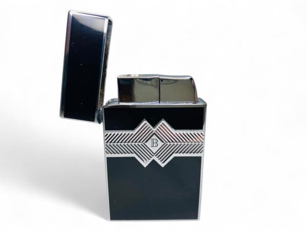 Veiling - Luxe Balmain Paris Aansteker Zwart - Limited Editi, Verzamelen, Rookartikelen, Aanstekers en Luciferdoosjes