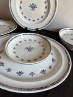 Wedgwood - Tafelservies (5) - Model Vieux Rouen -