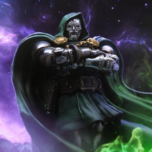 The Infinity Gauntlet Art Scale Statue 1/10 Doctor Doom 30 c, Verzamelen, Film en Tv, Ophalen of Verzenden