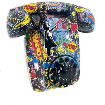 Koen Betjes (1992) - PopArt Telephone - Banksy x Mickey x