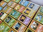 Pokémon - 24 Card - Includes Holo Venusaur, Pikachu,, Hobby en Vrije tijd, Verzamelkaartspellen | Pokémon, Nieuw