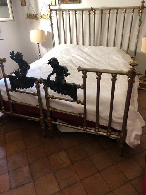 Bedsprei - 210 cm - 264 cm, Antiek en Kunst, Antiek | Tapijten, Tafelkleden en Textiel
