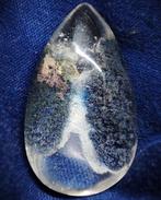 Très beau cristal de quartz fantôme naturel rare et clair,
