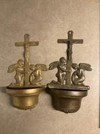 Wijwatervat (2) - 1960-1970 - 2 stuks wijwaterbakjes