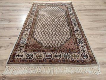 Mir - Vloerkleed - 1.6 m - 0.95 m - Sarugh bloemenwol