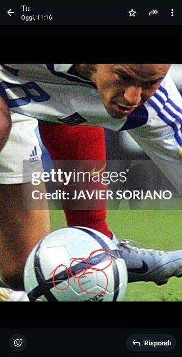 FINAL PORTUGAL - GREECE Match Used Ball Adidas Roteiro, Verzamelen, Overige Verzamelen