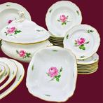 Meissen - Tafelservies (31) - Für 8 Pers. „Rote Rose“ -, Antiek en Kunst