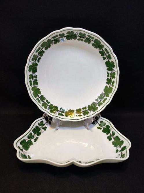 Meissen - Plat (2) - 2er Set Schalen rund und dreieckig, Antiek en Kunst, Antiek | Meubels | Tafels