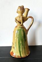 Kruik - Aardewerk - In vorm van vrouw, Antiek en Kunst