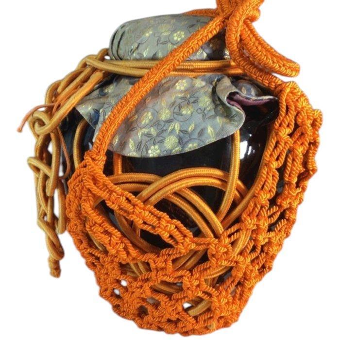 Japanse decoratieve vaas door Keizan – gelakt keramiek met, Antiek en Kunst, Antiek | Overige Antiek