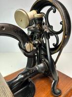 Willcox & Gibbs Machine à coudre - fonte, bois