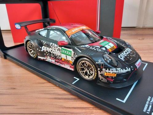 IXO 1:18 - 1 - Voiture de course miniature - Porsche 911, Hobby en Vrije tijd, Modelauto's | 1:5 tot 1:12