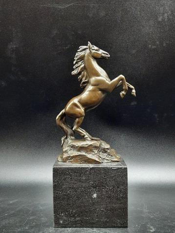 Beeld, Bronze: Ferrari Like Horse - 22 cm - Brons, Marmer