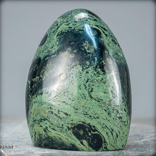 Très décoratif Kambaba Forme libre- 1113.22 g, Verzamelen, Mineralen en Fossielen