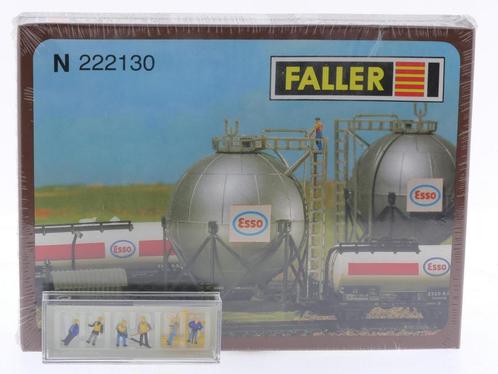 Schaal N Faller 222130 Gastank met figuren van Preiser 79..., Hobby & Loisirs créatifs, Trains miniatures | Échelle N, Enlèvement ou Envoi