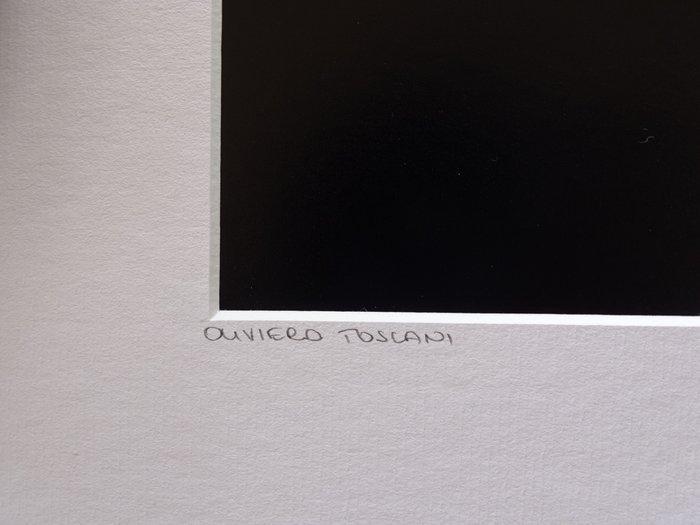 Oliviero Toscani (1942-) - Andy Warhol with Polaroid, Antiek en Kunst, Kunst | Designobjecten