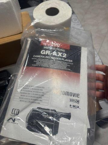 JVC GR-AX2 S-VHS-C camera