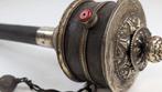 Antique Roue de prière - laiton / cuivre / lin / cuir -