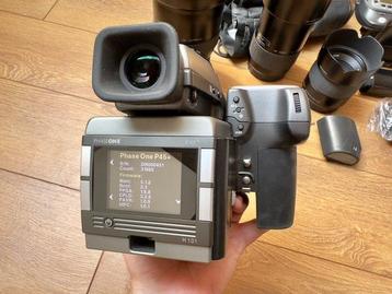 Hasselblad H2 PhaseOne P45+ - 3x lenses: 80mm + 150mm +