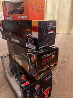 Bburago 1:24 - Model sportwagen (4) - 4x Red Bull Racing, Hobby en Vrije tijd, Nieuw