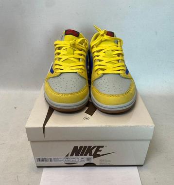Air Jordan - Nike x Travis Scott, Canary - Sneakers - Maat:
