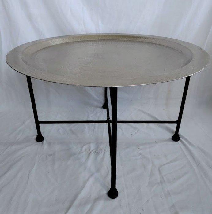 Salontafel - Grote tafel met afneembaar blad - Gehamerd, Antiek en Kunst, Curiosa en Brocante