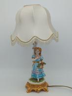 Tiche - Lamp - Tafellamp met porseleinen beeldje Meisje met, Antiek en Kunst