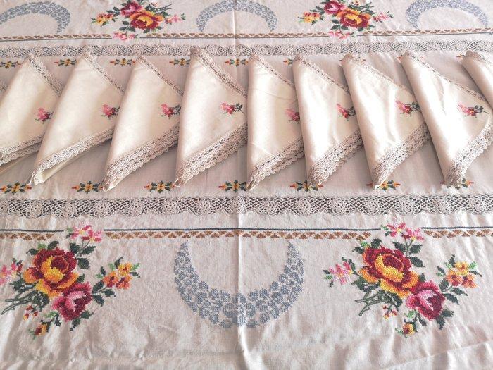 Tafelkleed - 240 cm - 158 cm - Linnen tafellaken kruissteek, Antiek en Kunst, Antiek | Tapijten, Tafelkleden en Textiel