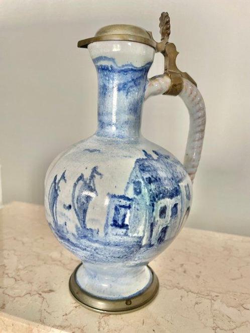 Cruche - Céramique, Étain - Art de Delfter - Gravure : Chien, Antiek en Kunst, Antiek | Glaswerk en Kristal
