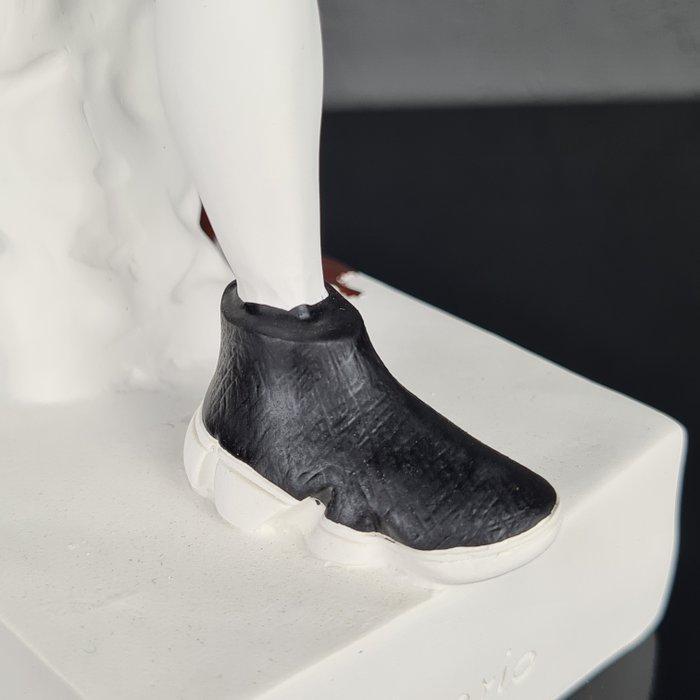 Santicri - Opera Santicri - Spinario Balenciaga Black, Antiek en Kunst, Kunst | Schilderijen | Modern