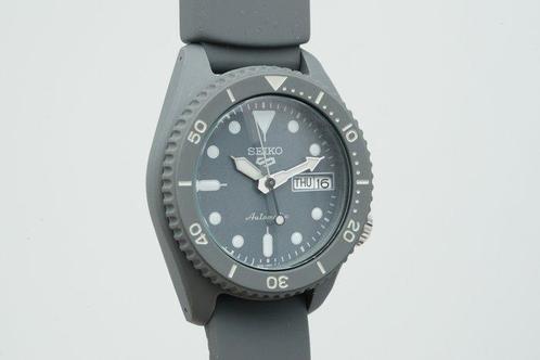Seiko - Seiko 5 - Zonder Minimumprijs - SRPG81K1 | 4R36-09M0, Handtassen en Accessoires, Horloges | Antiek