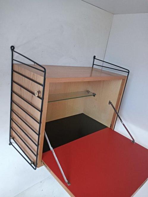 String - Kajsa and Nisse Strinning - Kast - Hout, Metaal, Antiek en Kunst, Antiek | Meubels | Stoelen en Sofa's