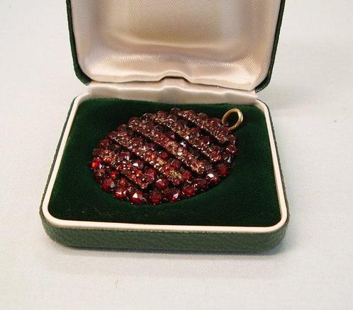 Zonder Minimumprijs - Hanger Tombak, Golddoubel - 25.00ct., Handtassen en Accessoires, Antieke sieraden